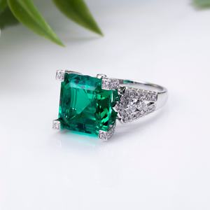 Anillo de Esmeralda Cultivada en Laboratorio con Corte Asscher de 6.5CT, Oro Blanco de 18K, MSR-1274, Joyería Personalizada - Product Image 3