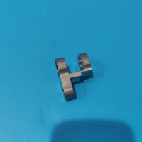 GY-0902061542 Clamp Bearing Housing Precision CNC bearbeitete Teile für Blow Moulding und Canning Machine