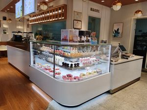 Vitrine réfrigérée pour gâteaux en forme de L, prix de gros bon marché - Product Image 3