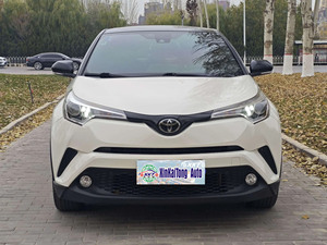 <span class=keywords><strong>Toyota</strong></span> C-HR 2.0L 2019 d'occasion en excellent état – SUV performant, économe en carburant, 5 portes, modèle d'exportation, véhicule fiable pour le transport quotidien - Product Image 3