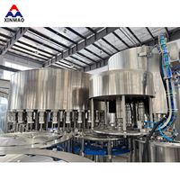 Machine complète de remplissage, d'embouteillage et d'emballage d'eau potable avec contrôle PLC, capacité de 12000-15000 bouteilles par heure, capacité de 2L