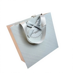 Sacs cadeaux en papier écologiques de haute qualité, élégants, avec poignées en ruban, grands sacs cadeaux de luxe en papier texturé pour les fêtes - Product Image 3
