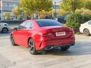 <span class=keywords><strong>Mercedes</strong></span>-Benz <span class=keywords><strong>A200L</strong></span> de Segunda Mano, Premium, Tracción en las Cuatro Ruedas, Cuero, R17, en Venta - Product Image 6