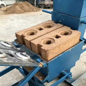 Machine à briques écologiques en terre cuite emboîtables, sans ciment, à faible coût, pour la construction de briques écologiques en terre locale - Product Image 4
