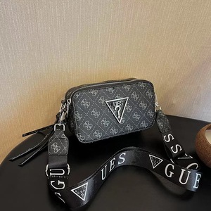 <span class=keywords><strong>Bolso</strong></span> de Hombro Cruzado para <span class=keywords><strong>Mujer</strong></span> con Estampado de Marca Nueva 2026 Guesses - Product Image 5