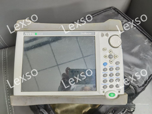 Analyseur de câbles et d'antennes Anritsu S332E SiteMaster d'occasion avec 1 mois de garantie - Consultez le prix - Product Image 2
