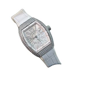 Nouvelle montre-bracelet pour femme de créateur, boîtier blanc avec lunette sertie de diamants, cadran carré, bracelet en cuir, emballage cadeau - Product Image 1