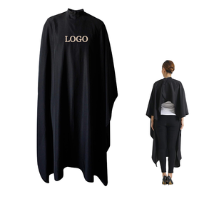 Tablier de barbier en polyester imperméable confortable pour adultes avec logo personnalisé, robe de coiffure pour la coupe de cheveux, cape de salon noire - Product Image 2