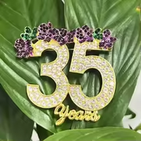 Broche personnalisable en strass violet pour le 35e anniversaire de la sororité grecque Delta, bijou en perles et strass