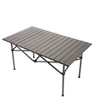Table de camping portable d'extérieur personnalisée avec cadre en acier au carbone, sac de transport, table de pique-nique pliable et enroulable pour barbecue et randonnée