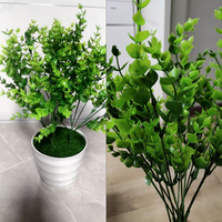 Feuilles d'Eucalyptus en Soie Artificielle Fleurs Artificielles Vertes Jardinière Décorative de Jardin Gypsophile Artificielle Décoration de Maison de Mariage