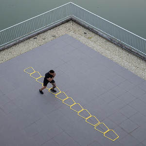 Escalera de Agilidad JOINFIT PRO Amarilla con Logotipo Personalizado para Entrenamiento de Velocidad en Fútbol, con Succión Magnética, Modelo X.A.001, en Caja de Color - Product Image 3