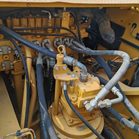 Excavatrice d'occasion 330, 30,9 tonnes, année 2020, capacité de godet de 1,8 m, puissance de 195 kW, pour l'excavation en mine à ciel ouvert, hydraulique complète