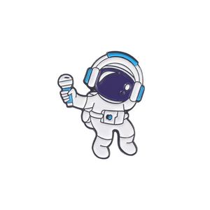 Broche émaillée inspirante 'Astronaute Spatial' en alliage, mignonne, pour vêtements et sacs pour femmes - Product Image 5