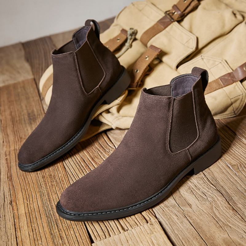 สีน้ำตาล