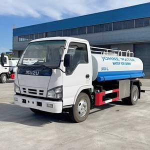 Nuevo Camión Cisterna Isuzu de 5cbm para Riego - Product Image 1