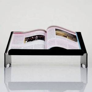 Venta al por mayor: Atril de escritura acrílico Yageli personalizable en color y forma, con superficie inclinada, soporte para libros. OEM/ODM disponible. MOQ 50 unidades. - Product Image 2