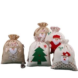 Nouveau sac cadeau de Noël transfrontalier avec patchs, grand sac cadeau Père Noël en coton et lin avec cordon de serrage 30*40 - Product Image 1