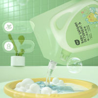Pochette souple alimentaire avec bec verseur et poignée pour liquides, en PET, PA, AL, CPP