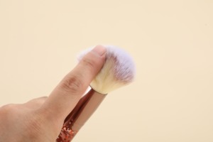 Juego <span class=keywords><strong>de</strong></span> 32 <span class=keywords><strong>Brochas</strong></span> <span class=keywords><strong>de</strong></span> <span class=keywords><strong>Maquillaje</strong></span> con Pedrería Glitz and Glam, Estilo Profesional, <span class=keywords><strong>Brochas</strong></span> <span class=keywords><strong>de</strong></span> <span class=keywords><strong>Maquillaje</strong></span> <span class=keywords><strong>de</strong></span> Lujo al <span class=keywords><strong>por</strong></span> <span class=keywords><strong>Mayor</strong></span> con Caja <span class=keywords><strong>de</strong></span> Regalo - Product Image 5
