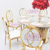 Chaises et tables de réception de luxe en acier inoxydable doré, durables et à bon prix, pour événements et salles de mariage
