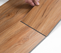 Plancher en vinyle SPC à emboîtement moderne en bois grainé 4-8 mm avec surface antidérapante et garantie de plus de 5 ans pour la chambre à coucher