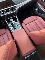Housses de siège auto en cuir beige de haute qualité, anti-rayures, protection complète des sièges d'origine, ensemble complet, décoration intérieure de voiture avec soutien lombaire