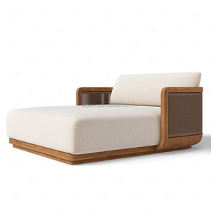 Meubles d'extérieur luxueux en teck massif FERLY pour hôtels, jardins, cours, parcs, villas - Chaise longue de piscine - Product Image 2