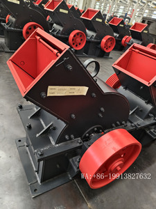 Trituradora de Martillo para Piedra Caliza, Venta Caliente en Uganda, Trituración de Minería, Motor de CA Portátil, Rodamiento, 1-10t/h, <span class=keywords><strong>Hong</strong></span> <span class=keywords><strong>Xing</strong></span>, Fácil de Operar - Product Image 2
