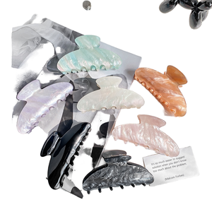 Nuevo Clip para el Cabello con Diseño de Tiburón en Acrílico Brillante, Elegante Pinza para el Cabello, Accesorio para el Cabello para Mujer - Product Image 1