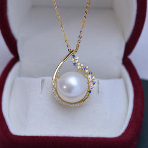 Collier de perles d'eau douce baroques 9-11 mm, pendentif simple et tendance, style disparaissant par Ni Ni's Jewelry - Product Image 1