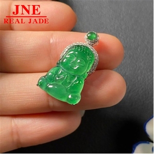 Bijoux en jade naturel de qualité A, couleurs originales, sculpture exquise, vert Manyang, super mignon petit <span class=keywords><strong>Bouddha</strong></span>, incrusté 18 carats avec certificat - Product Image 2