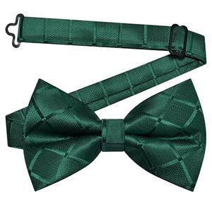 Ensemble Nœud <span class=keywords><strong>Papillon</strong></span> et Pochette de Costume Gusleson Vert Olive, en Soie à Carreaux, Pré-noué et Ajustable, pour Mariage, avec Boutons de Manchette pour Homme - Product Image 4