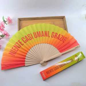 Abanico Plegable Clásico de Lino Blanco de 23 cm, Decoración Artesanal de Madera Pintada para Regalo de Boda o Halloween, Modelo con Patrón - Product Image 4