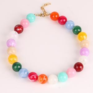 Nuovo Design <span class=keywords><strong>Collana</strong></span> di Perline Colorate in <span class=keywords><strong>Resina</strong></span> da 20mm per Donna, Vendita all'Ingrosso - Product Image 3