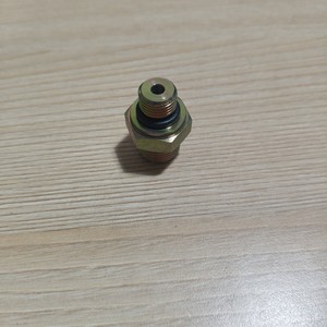 ข้อต่อวาล์วเท้าเหยียบรถขุดฮุนได X500-110011 อะไหล่แท้ - Product Image 1