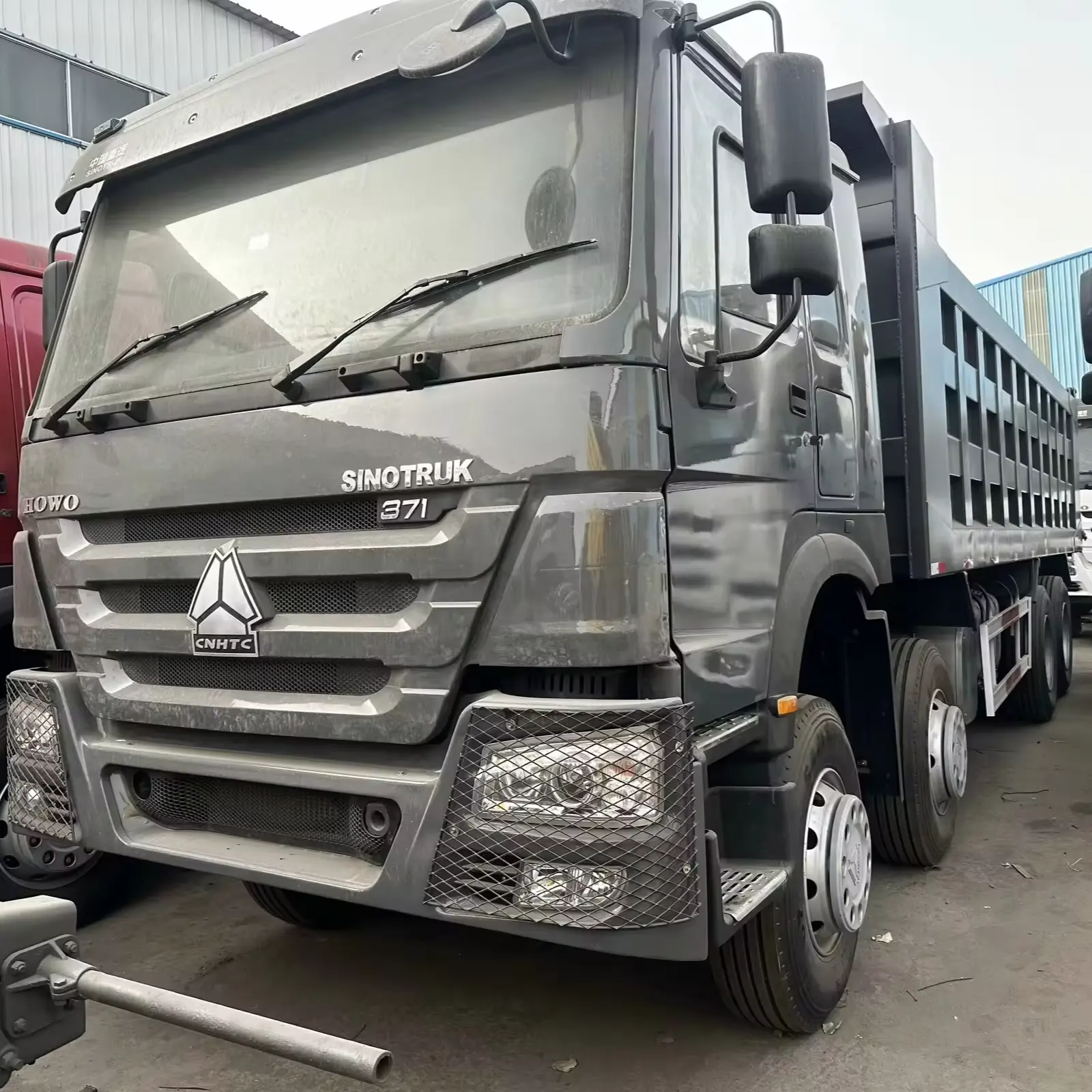 Sinotuck sử dụng 8x4 12 bánh xe HOWO tipper xe tải sử dụng xe tải với giá thấp nhất và chất lượng tốt nhất