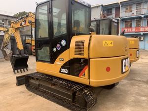 Mini-excavatrice sur chenilles CAT 306D d'occasion, 6 tonnes, faible nombre d'heures de travail, modèle 2023, pour la construction - Product Image 3