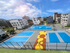 Revêtement de sol pour terrain de basket-ball INOLP en caoutchouc, surface antidérapante de 8 mm, utilisation intérieure et extérieure, couleur verte et rouge, sol sportif - Product Image 4