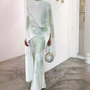 Nuovo Set Due Pezzi alla <span class=keywords><strong>Moda</strong></span> con Abito Lungo Stampato a Maniche Lunghe e Gonna Svasata per Donna Sehe Fashion - Product Image 4