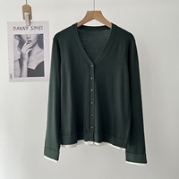 Stok Tersedia, Ukuran Standar, Kardigan Rajut Hijau V-Neck Wanita, Jahitan Rapi, Atasan yang Dapat Dipadukan untuk Musim Gugur 16a-3512