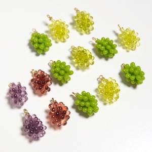 Galería de Dijes de Frutas en Resina 3D |   Colgantes de Granada, Uva y Melocotón para Venta al por Mayor, Fabricación de Joyería DIY - Product Image 2