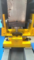 Petite poinçonneuse-cisaille mécanique multifonction pour la découpe d'angles et de tôles plates
