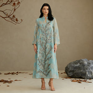 Robe Abaya en Polyester Brodé Personnalisé de Haute Qualité pour Femmes Musulmanes – Fournisseur en Gros de Luxe Élégant - Product Image 1