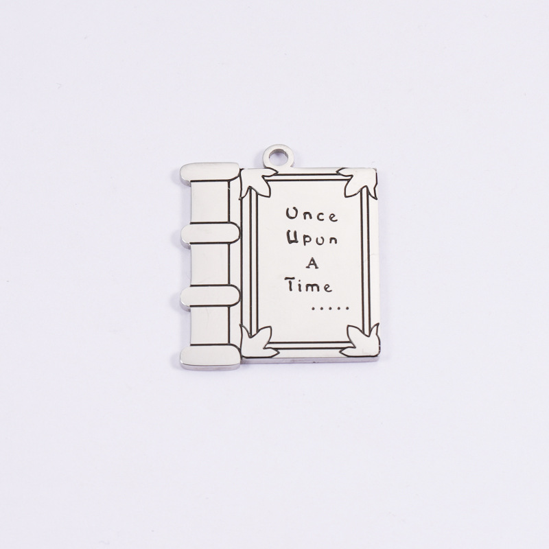 Gepersonaliseerde roestvrijstalen ketting met hanger in de vorm van een
