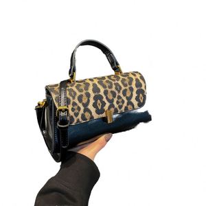 Sac à main en cuir suédé automne-hiver 2025 – Sac à bandoulière minimaliste unique, décontracté et souple, sac fourre-tout sous le bras de haute qualité - Product Image 1