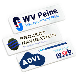 Targhette Personalizzate con Logo in Plastica, Etichette Acriliche con Spilla di Sicurezza per Abbigliamento - Product Image 6