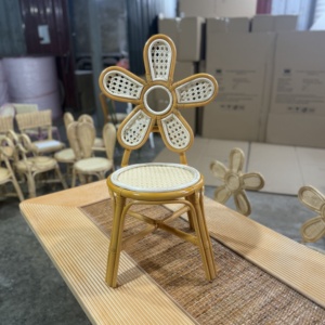 Sillas Infantiles de Ratán Modernas Hechas a Mano de Primera Calidad, Duraderas y Seguras para Cocina, Sala de Estar y Uso en Exteriores, Asientos para Eventos Infantiles - Product Image 4