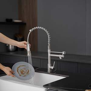 Robinet de cuisine en acier inoxydable à poignée unique avec douchette extractible, design moderne, installation monotrou sur comptoir - Product Image 6