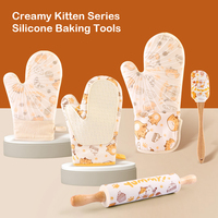 Vente en gros Set de pâtisserie design chat mignon Gants en silicone Spatule brosse Rouleau à pâtisserie Tapis grattoir